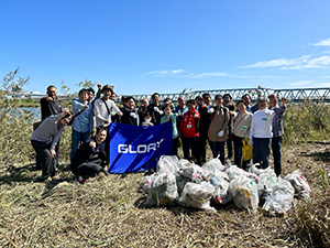 Participants of Arakawa River cleaning activities